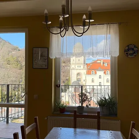 Apartament I *